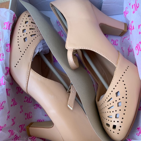 ⭐️HOST PICK⭐️ NWT NIB JG Retro Look Nude Heels - Picture 9 of 10